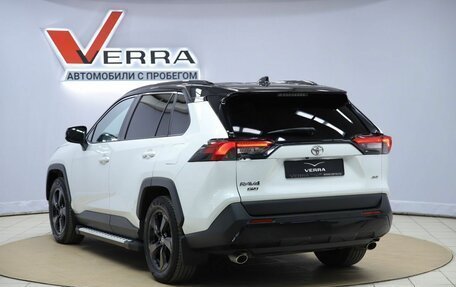 Toyota RAV4, 2022 год, 3 790 000 рублей, 7 фотография