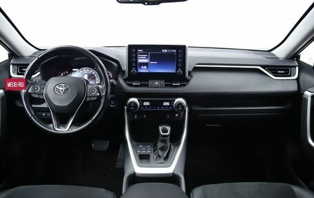 Toyota RAV4, 2022 год, 3 790 000 рублей, 15 фотография