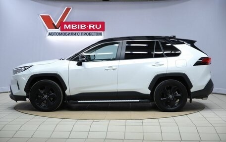 Toyota RAV4, 2022 год, 3 790 000 рублей, 8 фотография