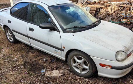 Chrysler Neon II, 1995 год, 95 000 рублей, 1 фотография