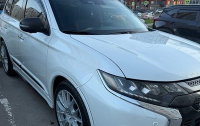 Mitsubishi Outlander III рестайлинг 3, 2017 год, 2 200 000 рублей, 1 фотография