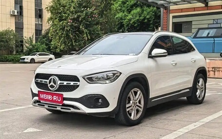 Mercedes-Benz GLA, 2022 год, 1 937 000 рублей, 1 фотография