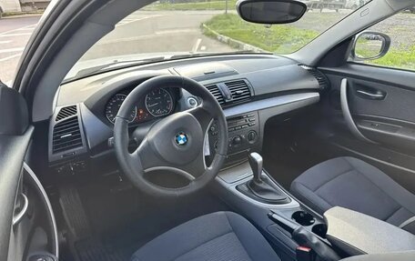 BMW 1 серия, 2010 год, 730 000 рублей, 3 фотография