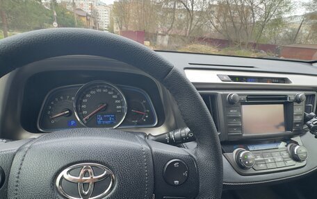 Toyota RAV4, 2013 год, 2 000 000 рублей, 8 фотография