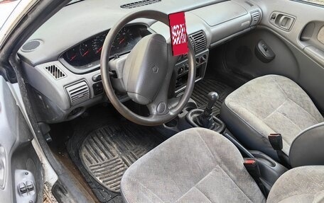 Chrysler Neon II, 1995 год, 95 000 рублей, 8 фотография