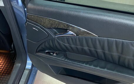 Mercedes-Benz E-Класс, 2004 год, 1 200 000 рублей, 5 фотография