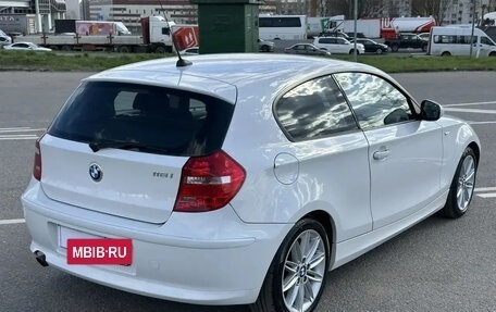 BMW 1 серия, 2010 год, 730 000 рублей, 2 фотография