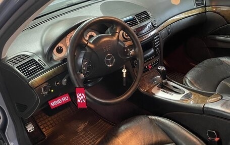 Mercedes-Benz E-Класс, 2004 год, 1 200 000 рублей, 7 фотография