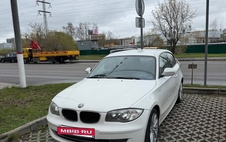 BMW 1 серия, 2010 год, 730 000 рублей, 4 фотография