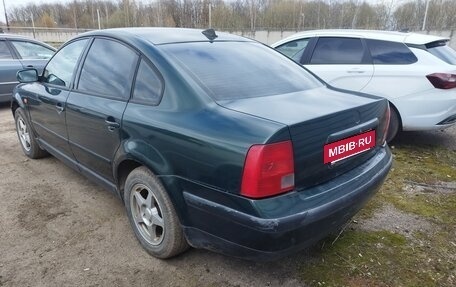 Volkswagen Passat B5+ рестайлинг, 1997 год, 261 000 рублей, 4 фотография