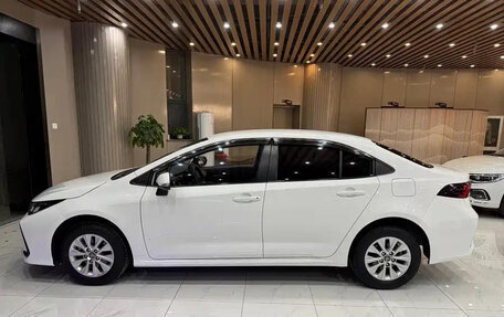 Toyota Corolla, 2022 год, 1 309 000 рублей, 3 фотография