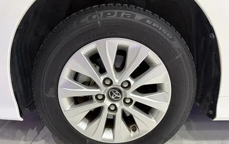 Toyota Corolla, 2022 год, 1 309 000 рублей, 16 фотография