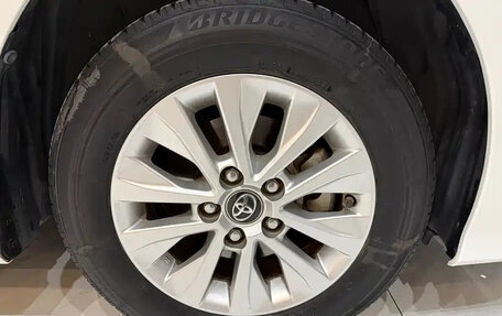 Toyota Corolla, 2022 год, 1 309 000 рублей, 19 фотография