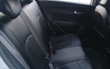 KIA Rio IV, 2018 год, 1 300 000 рублей, 9 фотография