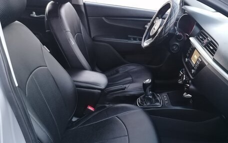 KIA Rio IV, 2018 год, 1 300 000 рублей, 7 фотография