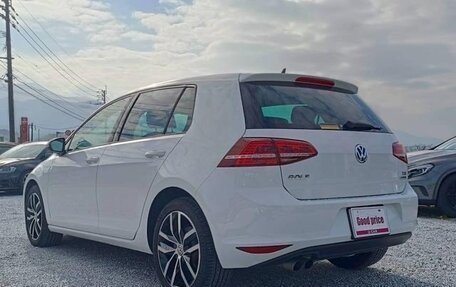 Volkswagen Golf VII, 2017 год, 1 000 000 рублей, 6 фотография