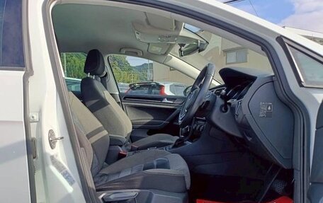 Volkswagen Golf VII, 2017 год, 1 000 000 рублей, 8 фотография