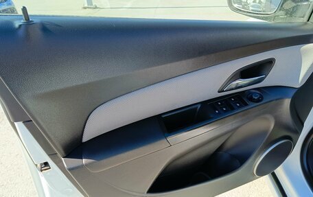 Chevrolet Cruze II, 2013 год, 730 000 рублей, 10 фотография