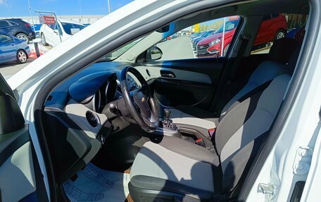 Chevrolet Cruze II, 2013 год, 730 000 рублей, 9 фотография