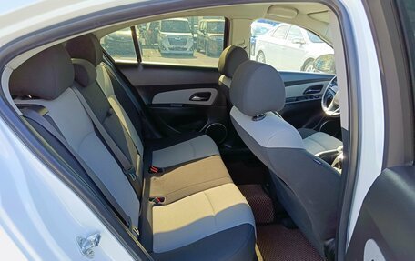 Chevrolet Cruze II, 2013 год, 730 000 рублей, 13 фотография