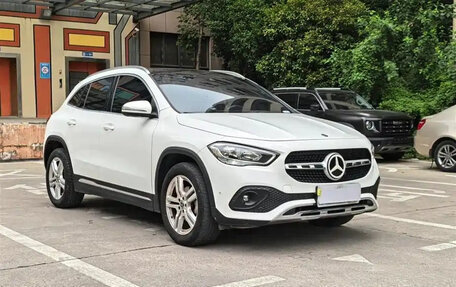 Mercedes-Benz GLA, 2022 год, 1 937 000 рублей, 3 фотография