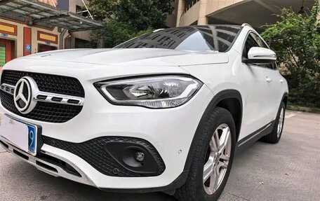 Mercedes-Benz GLA, 2022 год, 1 937 000 рублей, 4 фотография
