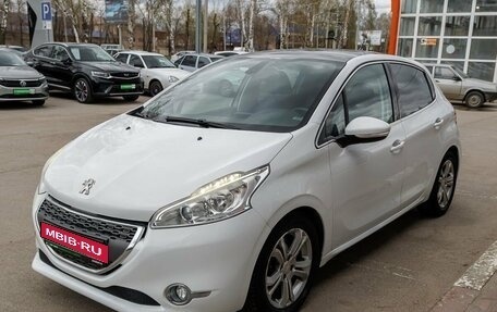 Peugeot 208 II, 2013 год, 674 200 рублей, 1 фотография