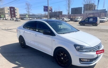 Volkswagen Polo VI (EU Market), 2018 год, 1 370 000 рублей, 2 фотография