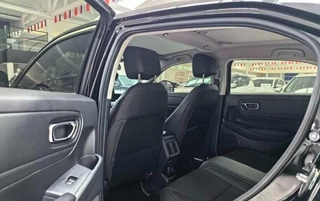 Honda Vezel, 2023 год, 1 680 333 рублей, 11 фотография
