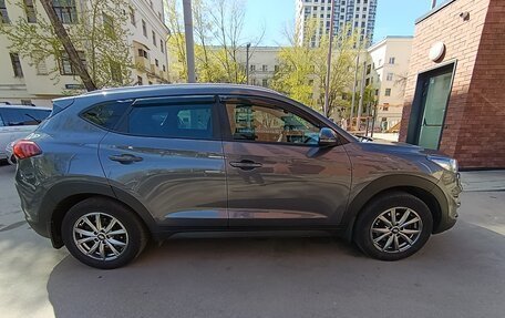 Hyundai Tucson III, 2019 год, 2 190 000 рублей, 2 фотография