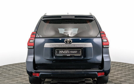 Toyota Land Cruiser Prado 150 рестайлинг 2, 2018 год, 4 600 000 рублей, 6 фотография