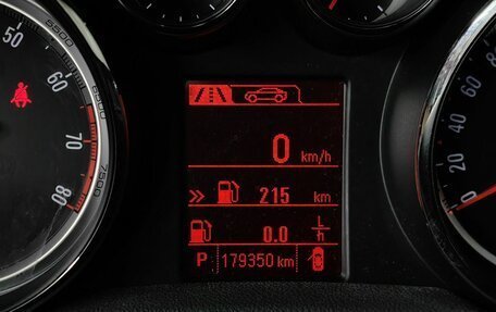 Opel Mokka I, 2013 год, 1 059 000 рублей, 18 фотография