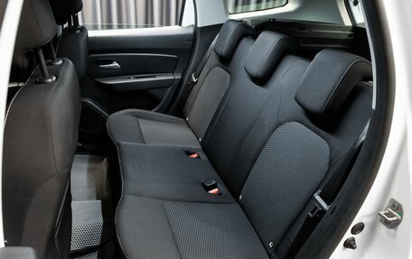 Dacia Duster II, 2021 год, 1 829 000 рублей, 8 фотография
