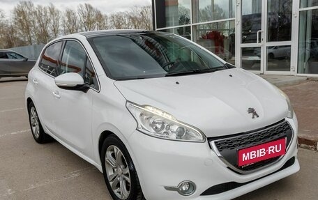 Peugeot 208 II, 2013 год, 674 200 рублей, 7 фотография