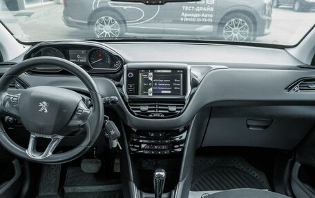 Peugeot 208 II, 2013 год, 674 200 рублей, 11 фотография