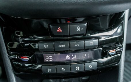 Peugeot 208 II, 2013 год, 674 200 рублей, 19 фотография