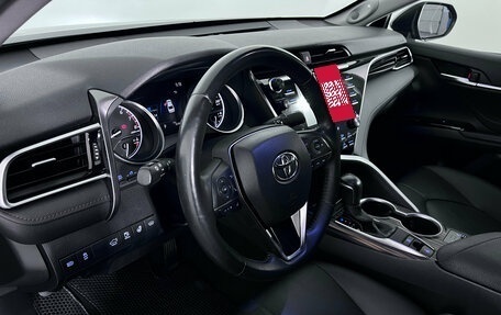 Toyota Camry, 2020 год, 3 120 000 рублей, 11 фотография