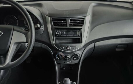 Hyundai Solaris II рестайлинг, 2014 год, 899 000 рублей, 14 фотография