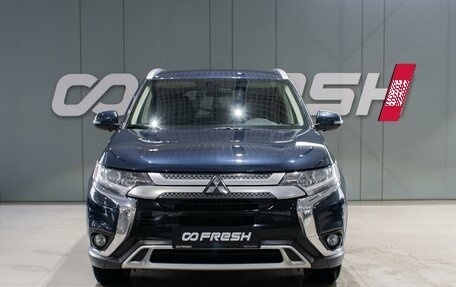 Mitsubishi Outlander III рестайлинг 3, 2019 год, 2 299 000 рублей, 3 фотография