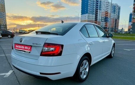 Skoda Octavia, 2019 год, 1 995 000 рублей, 1 фотография