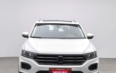 Volkswagen T-Roc I, 2022 год, 1 440 000 рублей, 1 фотография