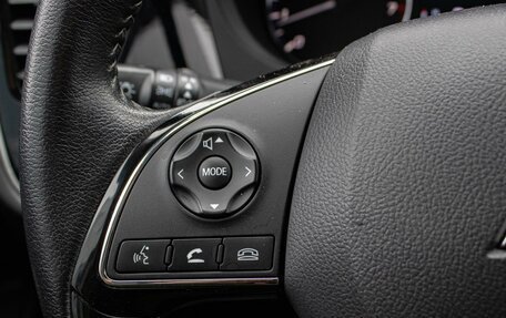 Mitsubishi Outlander III рестайлинг 3, 2019 год, 2 299 000 рублей, 17 фотография