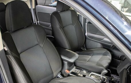 Mitsubishi Outlander III рестайлинг 3, 2019 год, 2 299 000 рублей, 23 фотография