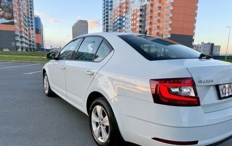 Skoda Octavia, 2019 год, 1 995 000 рублей, 2 фотография