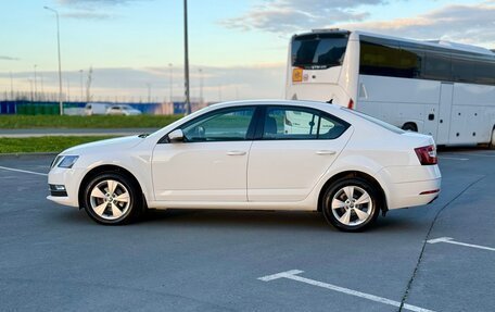 Skoda Octavia, 2019 год, 1 995 000 рублей, 9 фотография