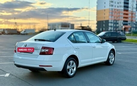 Skoda Octavia, 2019 год, 1 995 000 рублей, 7 фотография