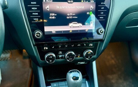 Skoda Octavia, 2019 год, 1 995 000 рублей, 20 фотография