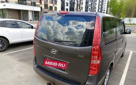 Hyundai H-1 II рестайлинг, 2011 год, 1 300 000 рублей, 8 фотография