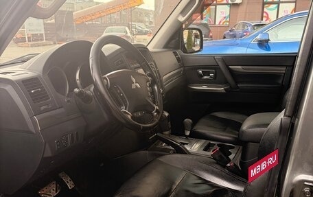 Mitsubishi Pajero IV, 2012 год, 1 950 000 рублей, 2 фотография