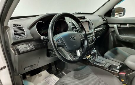 KIA Sorento II рестайлинг, 2018 год, 2 300 000 рублей, 17 фотография